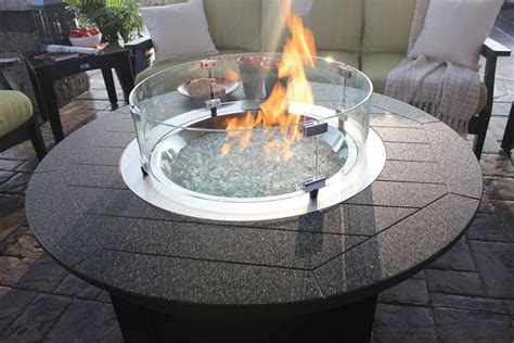 There is no need for brand loyalty when selecting wind guards for fire pits, but if you do choose one from the same manufacturer as your fire pit tray, then you can be. Round Glass Wind Guard | Fire pit seating area, Fire pit ...