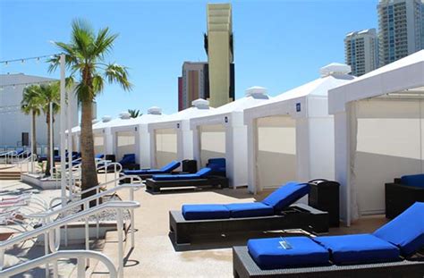 Westgate Las Vegas Pool Cabanas And Daybeds Hours And Info Las Vegas