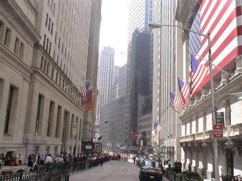 Pictures Of Wall Street And The Manhattan Financial District In New