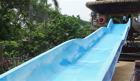 By booking a vacation package with travelocity, you can make your dream a reality and save precious dollars at. Wet World Water Park Shah Alam - Fun in the sun at Wet World!