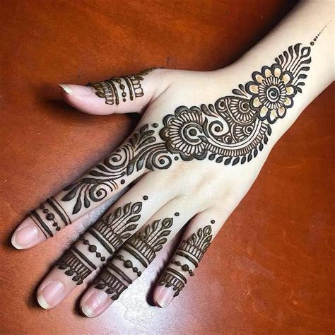 Arabic Henna Designs Back Hand Mehndi Designs Beautiful Henna Designs