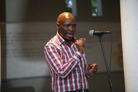 Musician William Mthethwa Spends R20 000 On Tribute Cd For Hlaudi