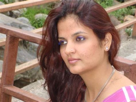 23 old single woman looking for decent relationship from karnataka bangalore urban