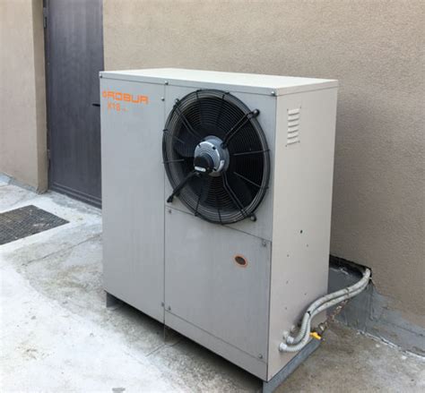 Das ideale gas ist ein einfachstes modell, um thermodynamischen prozesse, wie sie in wärmepumpen und wärmekraftmaschinen (dampfmaschinen, verbrennungsmotoren und gasturbinen) ablaufen, zu verstehen. Gasbetriebene Absorptionswärmepumpen mit Luft als ...