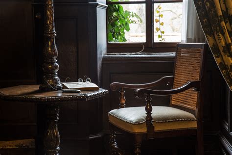 How To Decorate Your Home In Steampunk Style