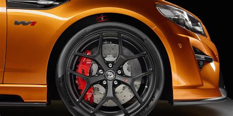 I'm a bogan at heart. 2017 HSV range revealed, 474kW GTSR W1 confirmed ...