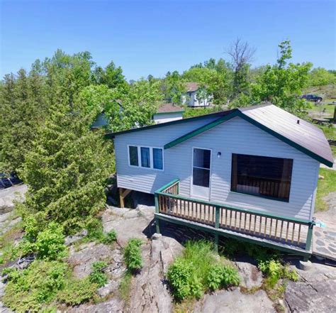 Lodges combine the privacy of having your own private cabin with the convenience of a central dining room and many things to do. Cabins | Stay at Resort | Northern Ontario Fishing