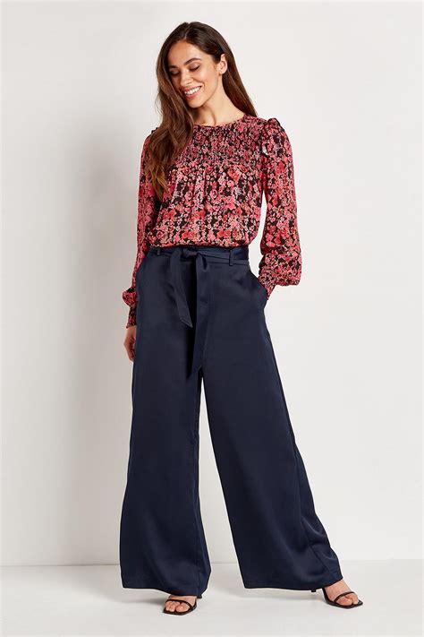 Womens Trousers Cropped And Wide Leg Trousers Wallis