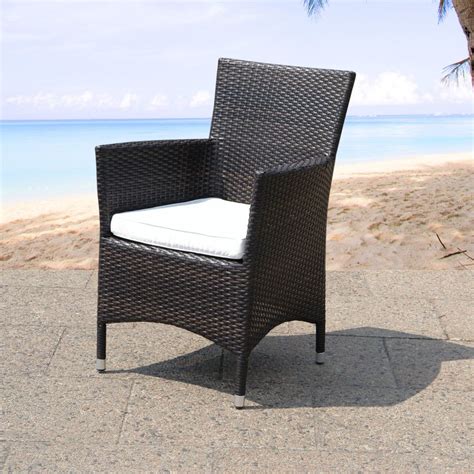 Find outdoor furniture collections for entertaining and relaxing. http://rzb-hamburg.com/cushions-for-wicker-single-black ...