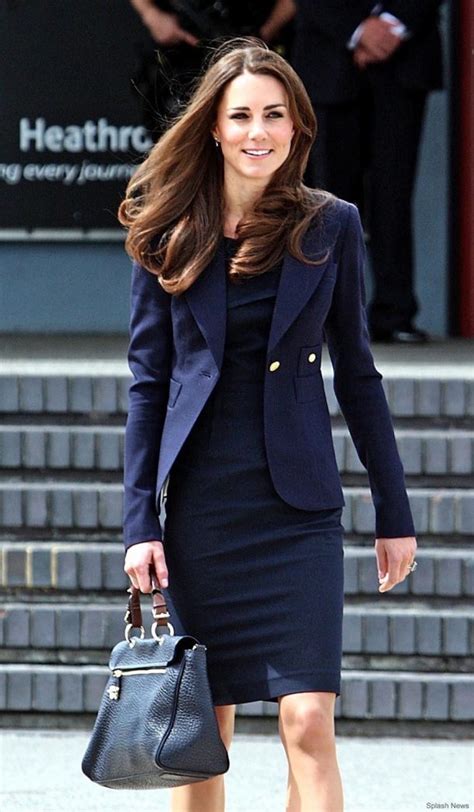 Kate Middletons Navy Blue Smythe Duchess Blazer