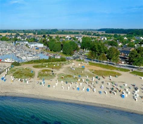 Der strand hier ist rund 30 meter sonnenaufgang an der ostsee am strand von lindhöft an der eckernförder bucht zwischen kiel und. STRANDHOTEL (Strande, Tyskland) - Hotel - anmeldelser ...