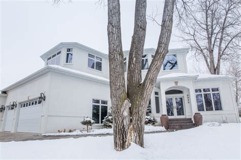 A public access boat landing, fish cleaning station and public land to hunt are located nearby. North Dakota Waterfront Property in Bismarck, Mandan, Lake ...