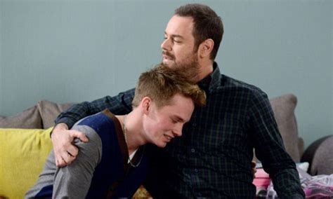 Eastenders Johnny Carter Breaks Down In Fathers Arms As He Reveals He Is Gay Daily Mail Online