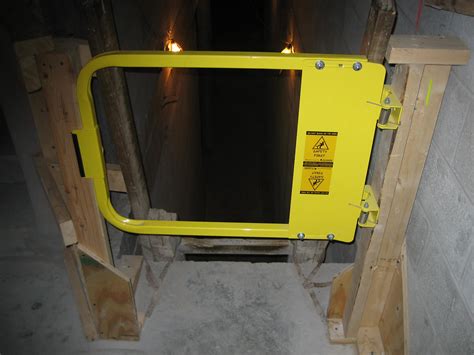 Ladder Safety Gate Self Closing Industrial Swing Gate Universal