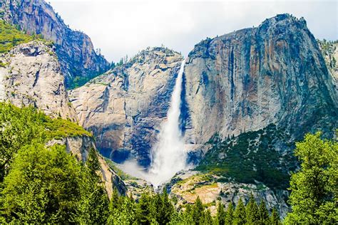 Hd Wallpaper Rocky Mountain With Waterfalls At Daytime Yosemite