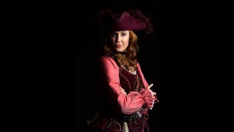 An Interview With The New Potc Redhead Brassy Buccaneer Is No Bride