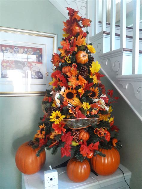 Holiday Tree Thanksgiving Daytime Thanksgiving Decorations