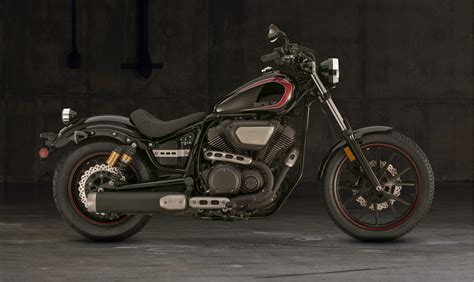 Compare the strengths and weaknesses of this bike with others before. 2014 Yamaha Star Bolt R-Spec - Moto.ZombDrive.COM