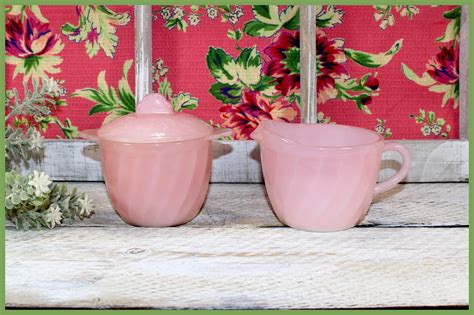 Vintage anchor hocking fire king bowl with green meadow flowers. Fire-King Pink Swirl Creamer & Sugar Bowl and Lid ...