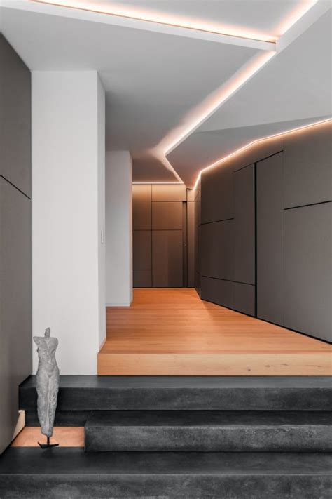 17 Amazing Contemporary Hallway Designs That Are Out Of The Ordinary
