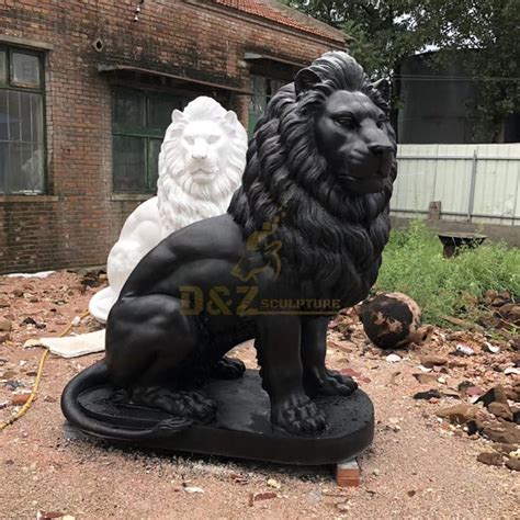 Outdoor Lion Garden Statues Glass Fiber Reinforced Plastic Decoration