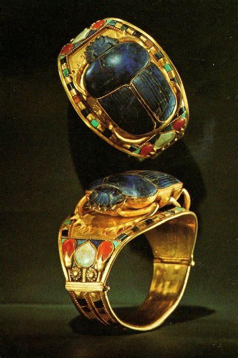 Cityzenart King Tutankhamun S Tomb And Treasures Ancient Egyptian Jewelry Egyptian Jewelry