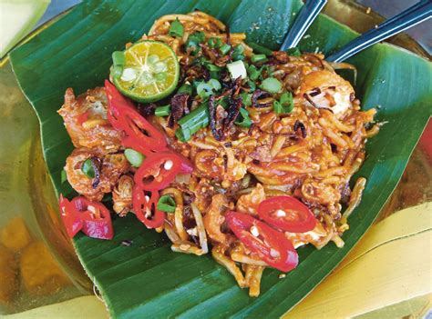 Assalamualaikum semua, kali ni tihah share resepi masak mee goreng mamak untuk korang tau, ikut je step yang tihah tunjuk ni confirm korang makan tak cukup sepinggan nanti! Top 10 Mee Goreng Mamak in Penang | New Straits Times ...