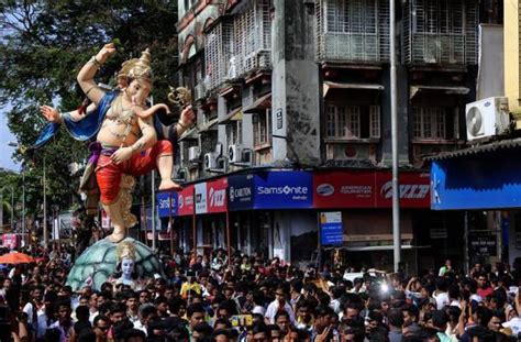 Photos Mumbai All Set For Ganesh Chaturthi Giant Size Idols Taken To