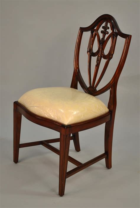 4 mahogany dining chairs for upcycling. Mahogany Shield Back Dining Chairs | Shield Back Dining Chairs