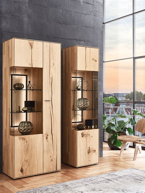 Les vitrines sont l'idéal pour présenter en toute sécurité une collection à laquelle vous tenez comme la prunelle de vos yeux. Vitrine Witlake Rivello | Vitrinen | Schränke & Regale ...