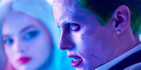Justice League Snyder Cut Il Costume Del Joker Presenta Un Legame Con Harley Quinn Cinefilosit