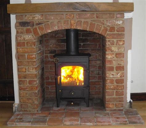 Clearview Pioneer Wood Burning Stove With Brick Arch And Beam Nice