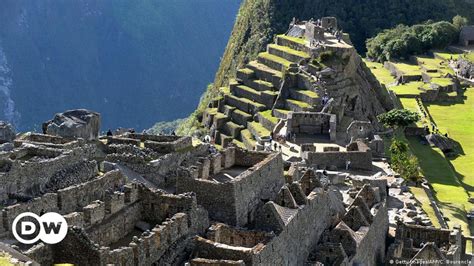 Tourists Expelled From Machu Picchu Over Nude Photos DW 03 15 2018