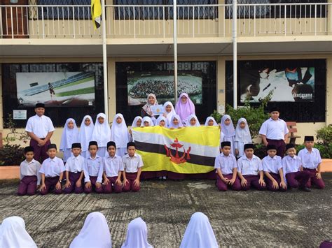 Awak jenis budak sekolah rendah yang mana? Acara Penyampaian Hadiah Sempena Sambutan Hari Kebangsaan ...