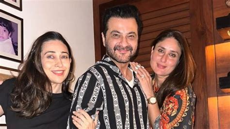 Karisma Kapoor And Kareena Kapoor Pose With Sanjay Kapoor In New Pic He Calls Themselves The