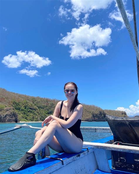 Celebrities Can’t Get Over Sunshine Cruz S Swimsuit Outfits In Batangas Preview Ph