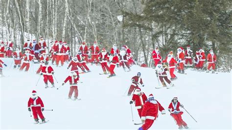 Skiing Santas Party Lap Maine Ski Resort For Charity Event Unofficial Networks