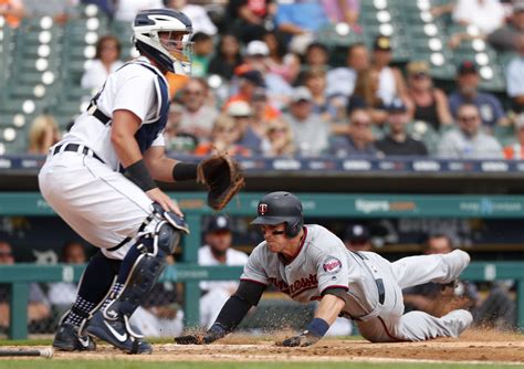 Twins Beat Tigers To Complete Game Sweep Mlive Com