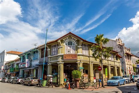 To execute a will in any state in the united states, you must 1) sign the document while you have capacity to know what you're doing, and 2) have two people sign the will as witnesses. How to Spend 48 Hours in Penang, Malaysia