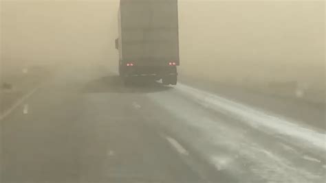 Video Big Rig Battered By Dust Storm In Texas