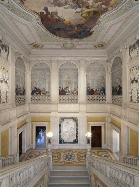 The Pinault Collection In Venice Palazzo Grassi Punta Della Dogana