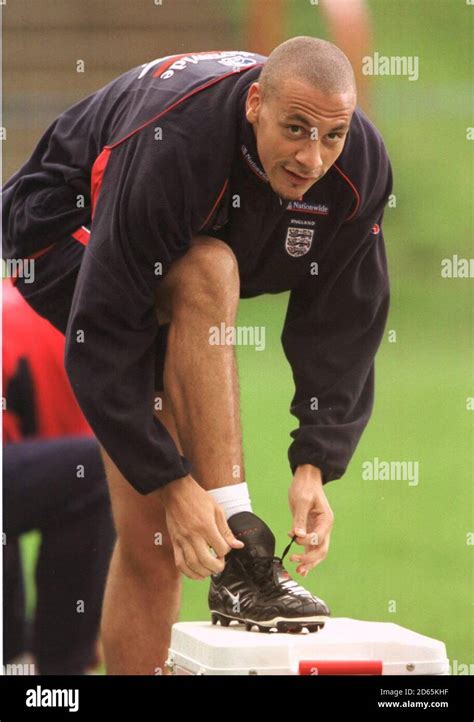 Rio Ferdinand Training England Hi Res Stock Photography And Images Alamy