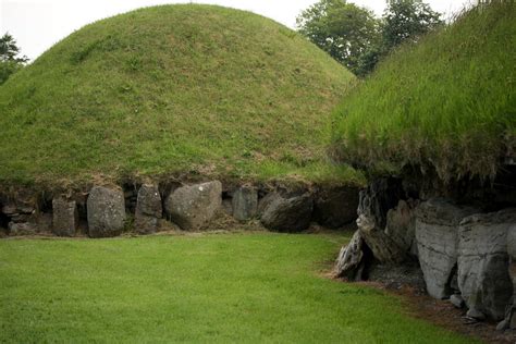 The Mounds From Wikipedia Knowth Is The Largest Of All Pa Flickr
