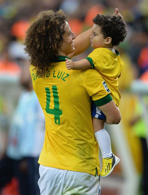 Latest on arsenal defender david luiz including news, stats, videos, highlights and more on espn. David Luiz - David Luiz Photos - Brazil v Spain: Final ...