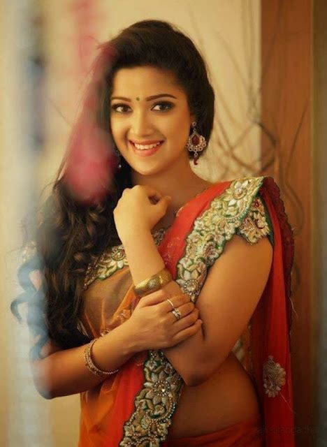 tamil actress abhirami suresh latest hot stills in saree actress doodles malayalam actress
