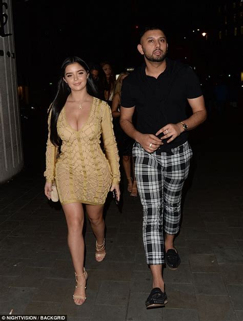 Demi Rose Bares Hourglass Curves Out And About In London