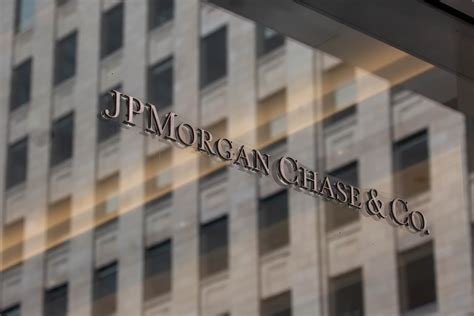 Jpmorgan To Boost Latin American Private Banking Team By 25 Bloomberg