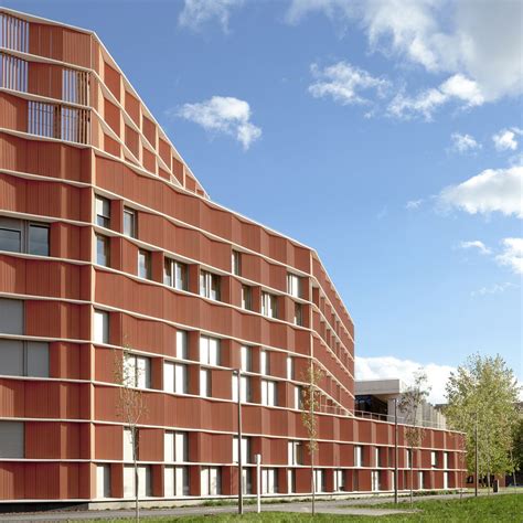 Estudio Beldarrain Completes Madrid University Building