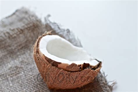 Does it really cure eczema? Coconut Oil Eczema Treatment: How to Make It Effective ...