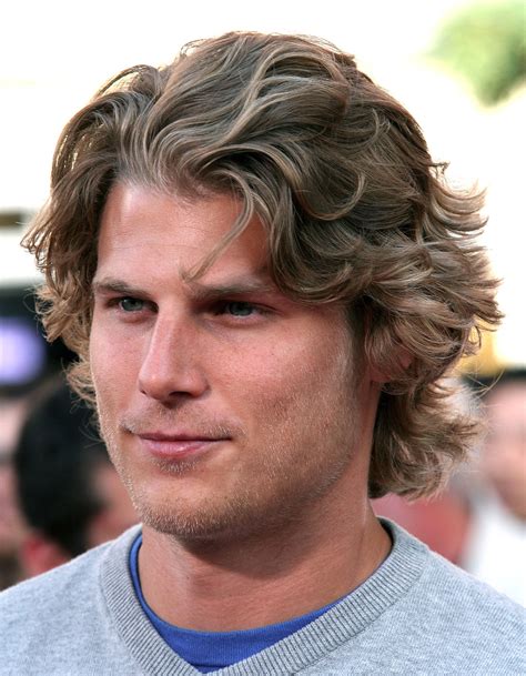 Men’s Long Hairstyles | STYLESPEDIA.COM